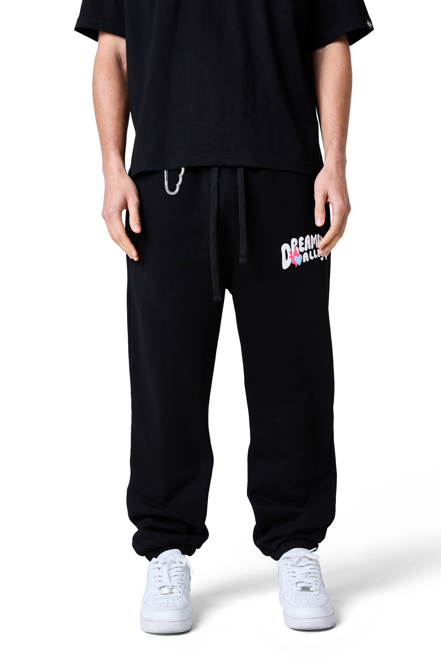 dreamers valley jogger- black