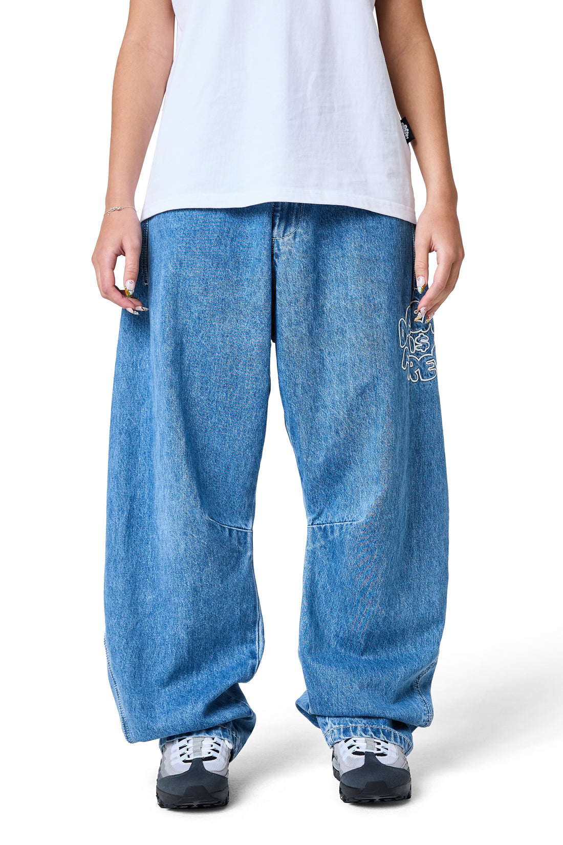 LUCID JEAN - MID BLUE DENIM