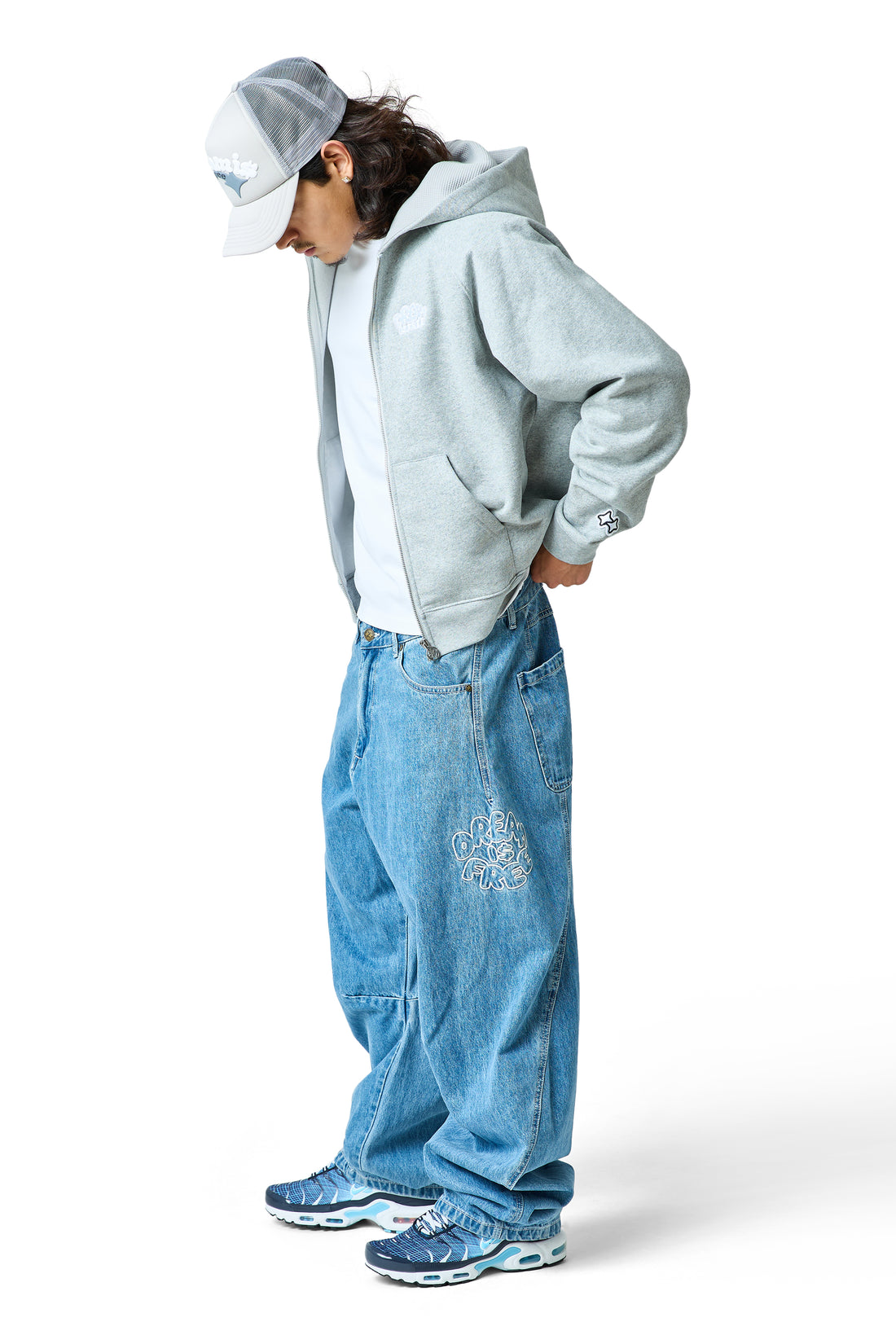 LUCID JEAN - MID BLUE DENIM